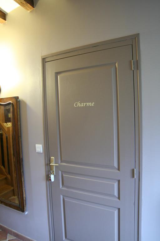 Chambre D'Hotes Du Domaine De La Haute Poignandiere Saint-Germain-de-la-Coudre Rom bilde